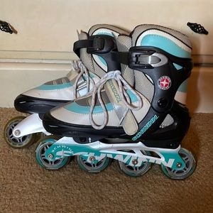 Schwinn Adjustable In-line Skates Women’s 8-9.5
